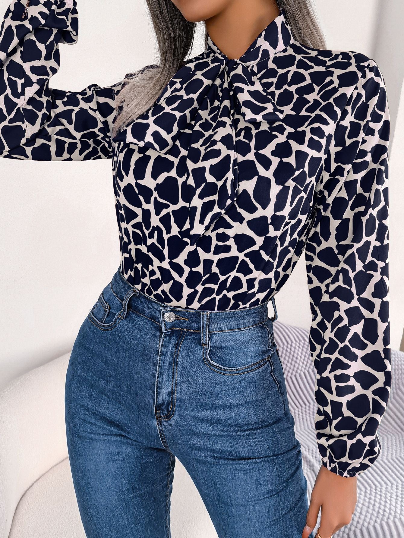 762104756-9